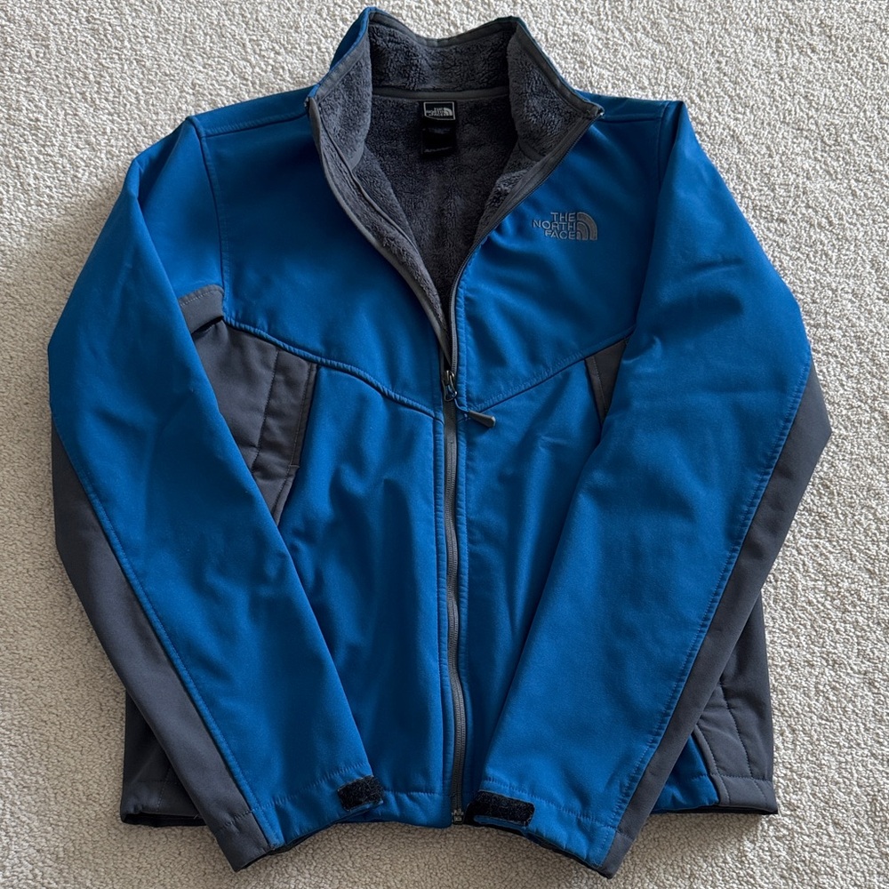 The North Face Men's Vibrant Blue and Charcoal Jacket
